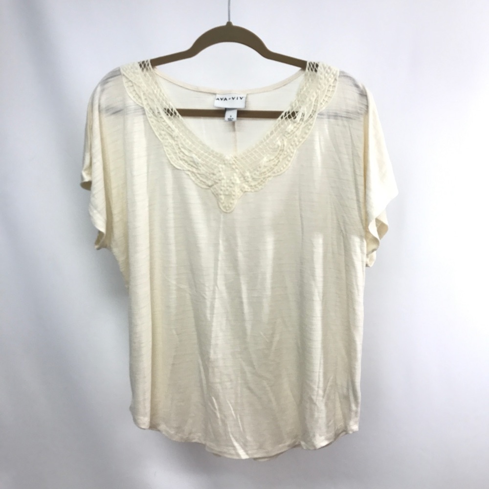 * Ava & Viv | Cream Crochet Blouse